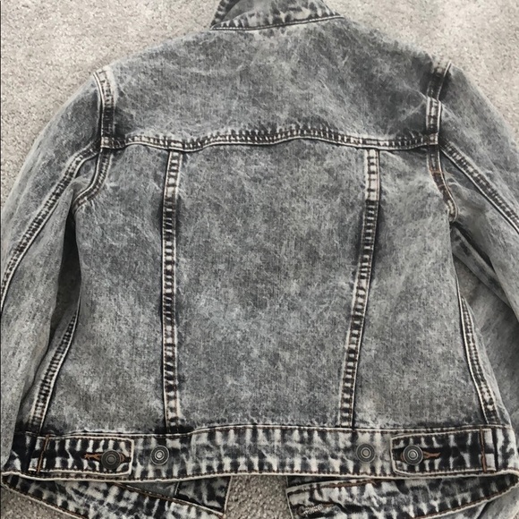 Distressed Grey Eightytwo Jean Jacket - Picture 6 of 7